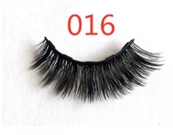 A Pair Of False Eyelashes - Olive Eden
