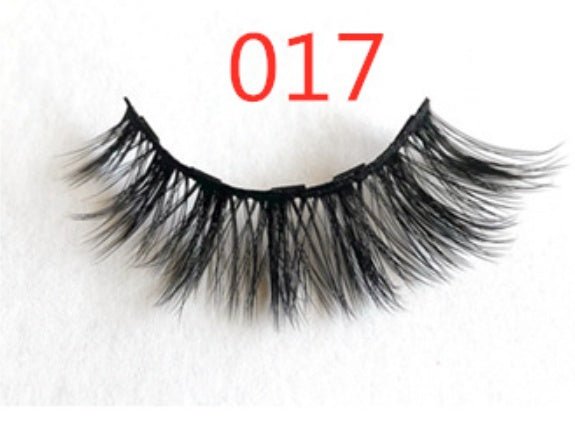 A Pair Of False Eyelashes - Olive Eden