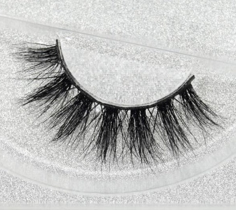 Faux Aurelia Eye Lashes - Olive Eden