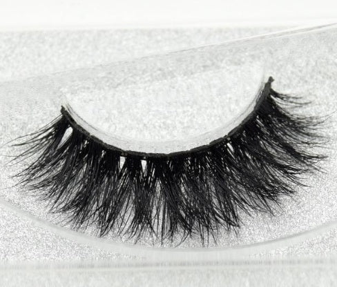 Faux Aurelia Eye Lashes - Olive Eden