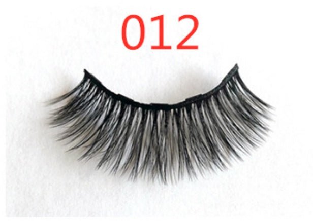 A Pair Of False Eyelashes - Olive Eden