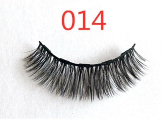 A Pair Of False Eyelashes - Olive Eden