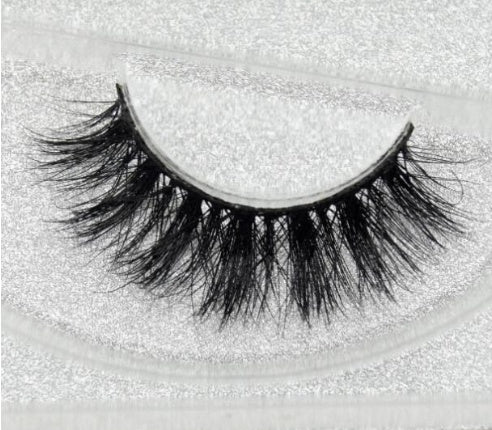 Faux Aurelia Eye Lashes - Olive Eden