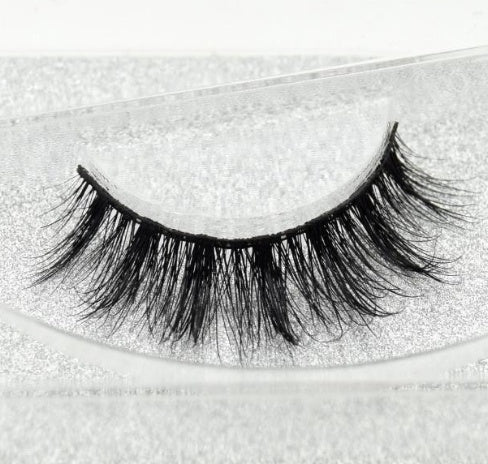 Faux Aurelia Eye Lashes - Olive Eden