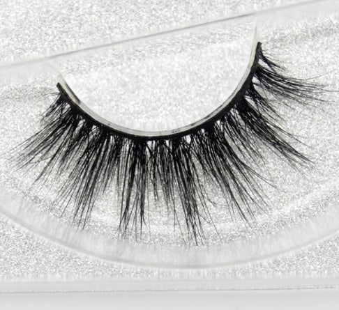 Faux Aurelia Eye Lashes - Olive Eden